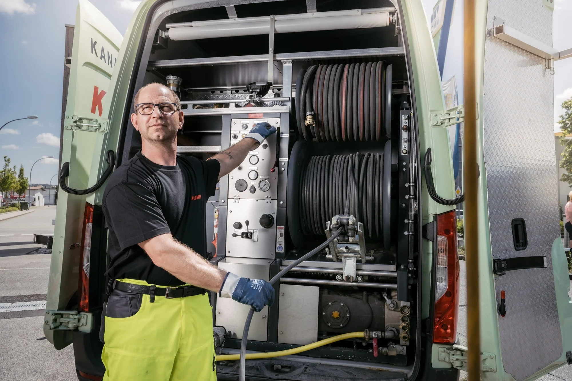 Rigolenreinigung in München mit moderner Technik